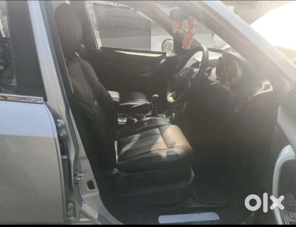 Mahindra Xuv500 2019 Diesel 35000 Km Driven With Very Good Condition.