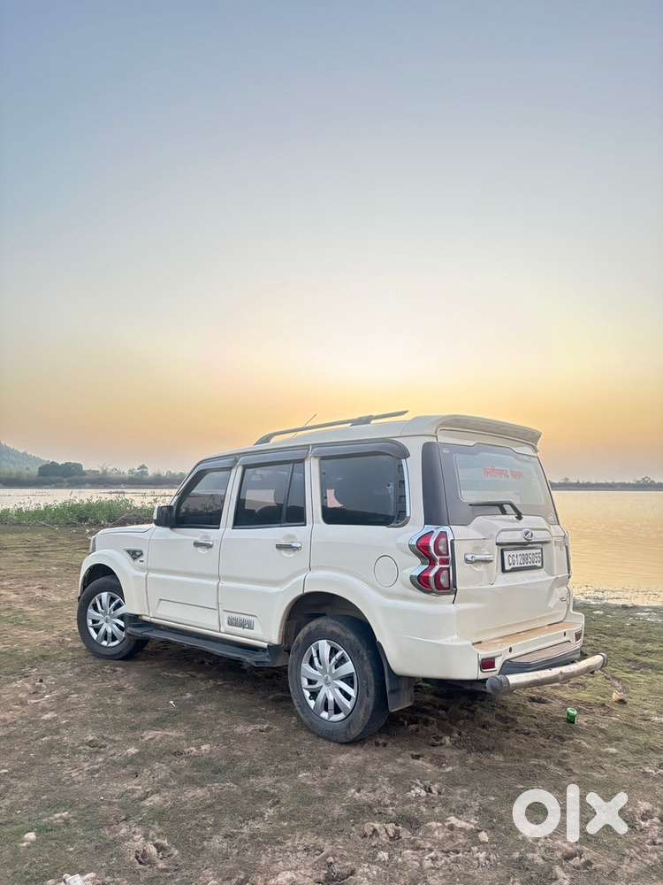 Mahindra Scorpio Classic 2020