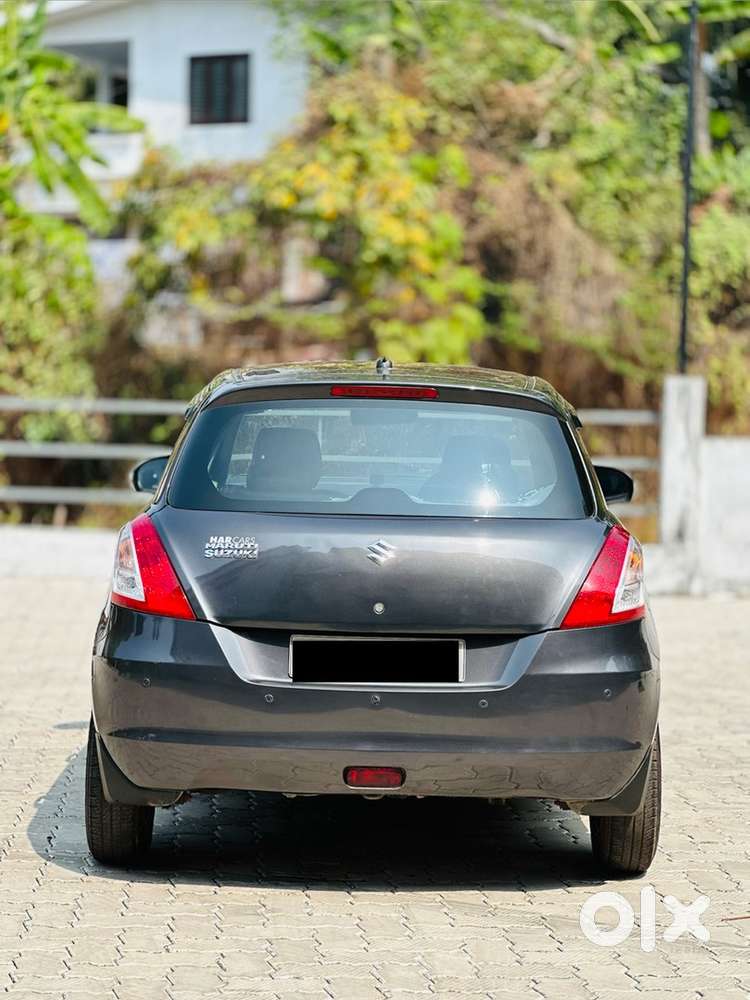 Maruti Suzuki Swift 2017 Petrol 85000 Km Driven