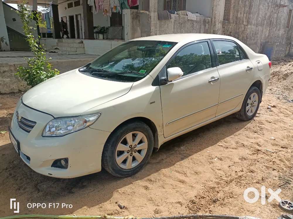 Toyota Corolla Altis 2010 Petrol