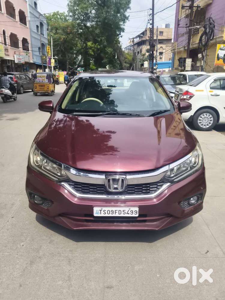 Honda City I-vtec V, 2018, Petrol