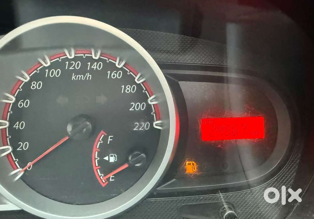 Ford Figo, 2011, Petrol