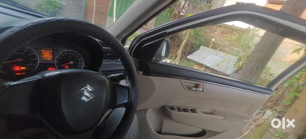 Maruti Suzuki Swift Dzire 2015 Petrol 78500 Km Driven