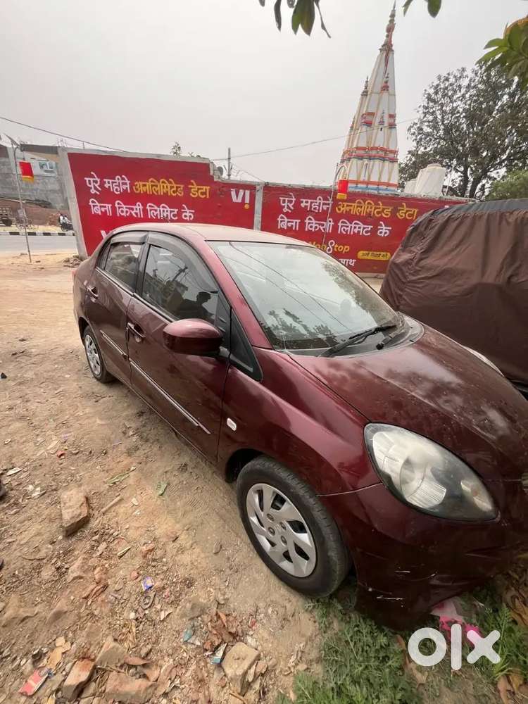 Honda Amaze 2014 Petrol 75000 Km Driven,good Condition Car ,