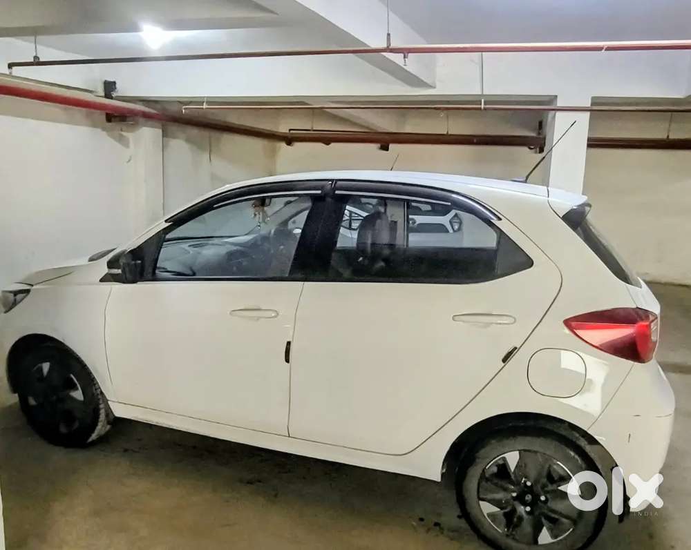 Tata Tiago Xt Petrol - For Sale - Excellent Condition