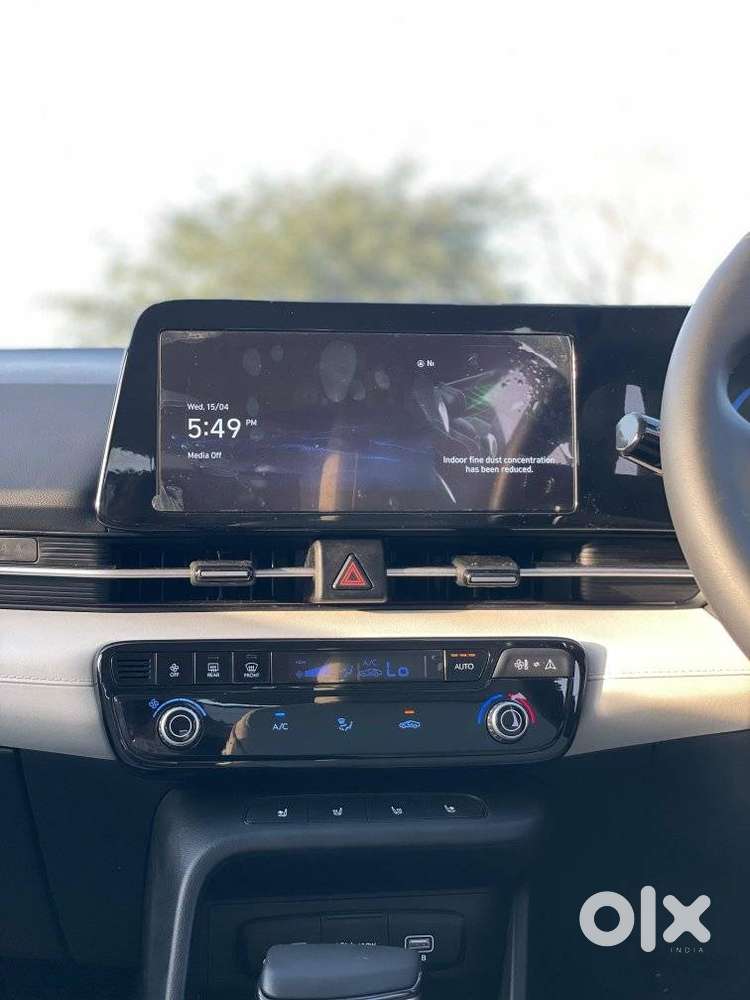 Hyundai Verna 1.5 Sx (o) Vtvt Ivt, 2025, Petrol