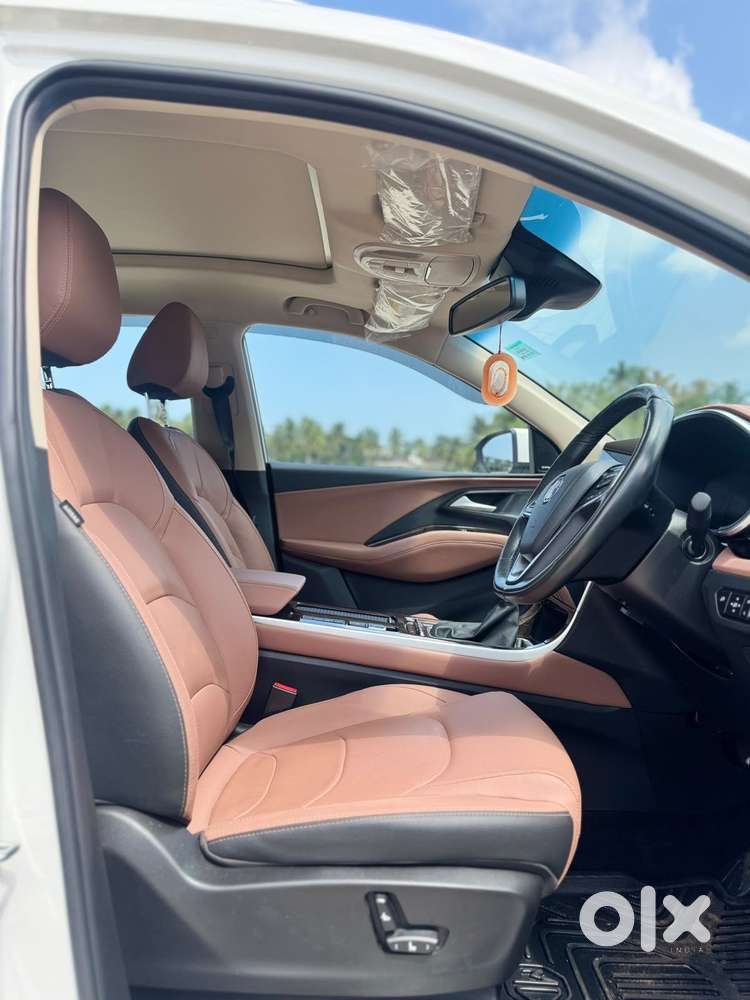 Mg Hector Plus Savvy Pro 1.5 Turbo Petrol Cvt 7 Str, 2023, Petrol