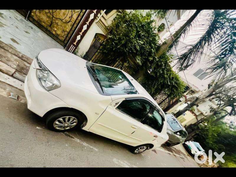 Toyota Etios Liva G Xclusive Edition, 2012, Petrol