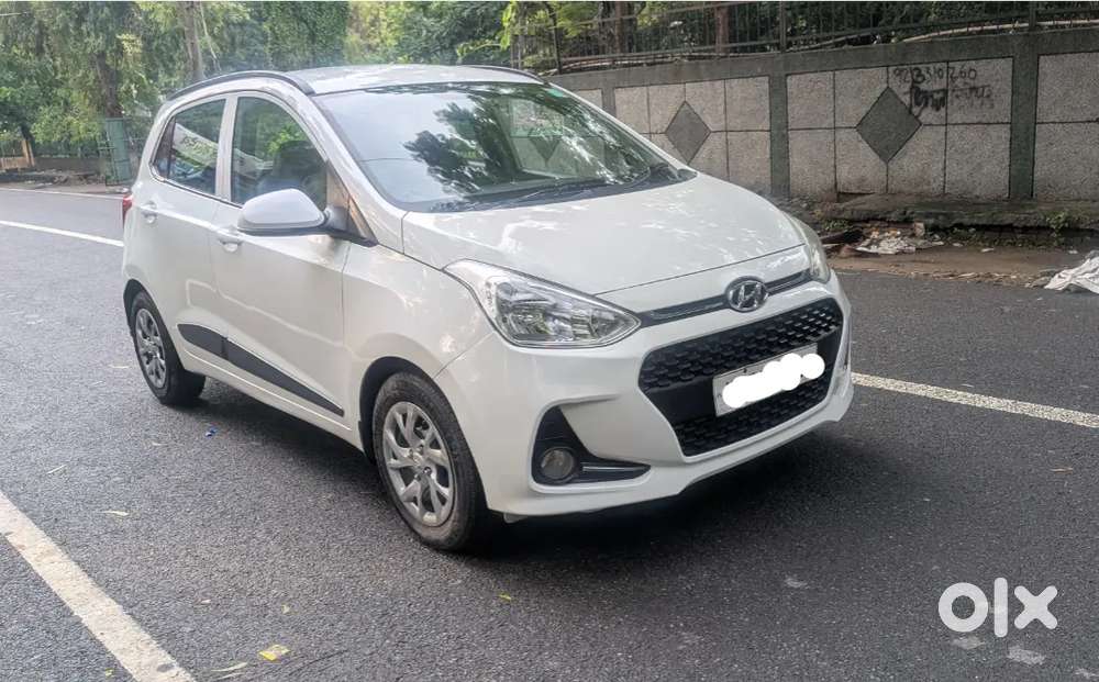 Hyundai Grand I10 Sportz 2018  Cars24 Spinny Stay Away