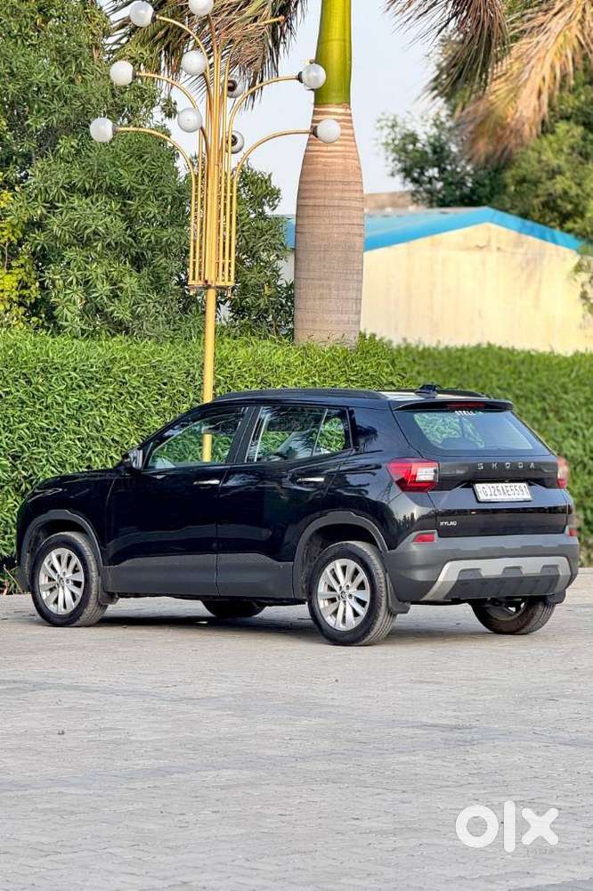Skoda Kylaq Signature Plus At, 2025, Petrol