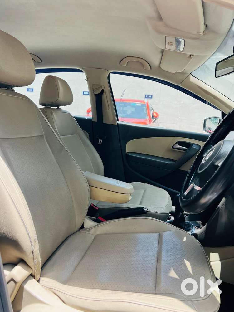 Volkswagen Vento [ ] 1.6 Highline Plus, 2015, Diesel
