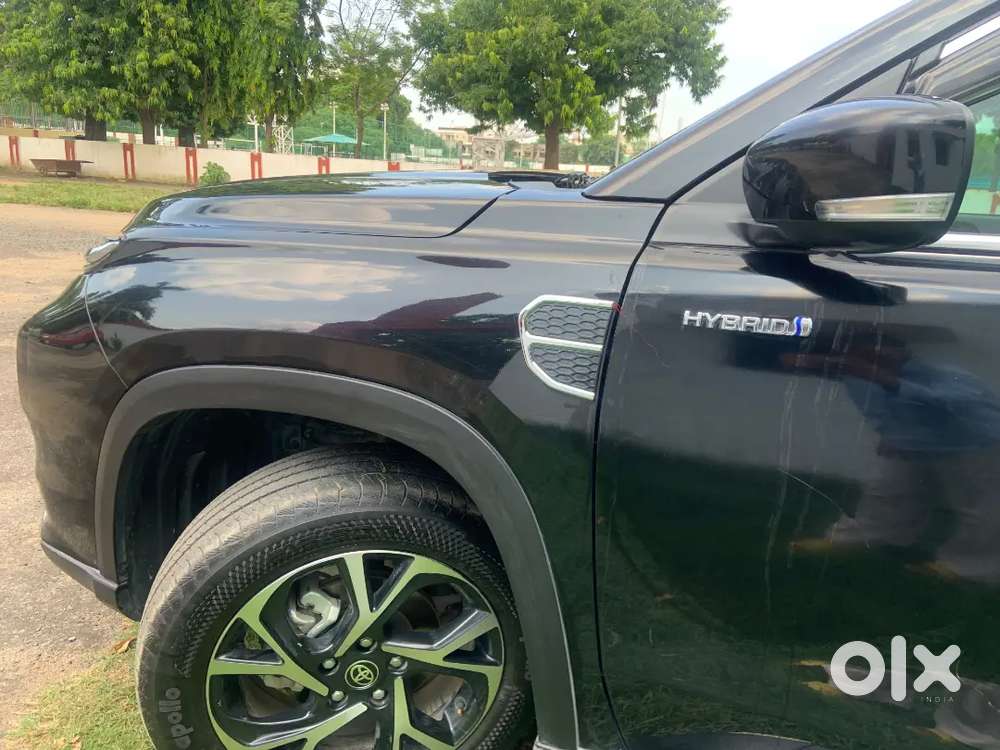 Toyota Urban Cruiser 2025 Hybrid Aero