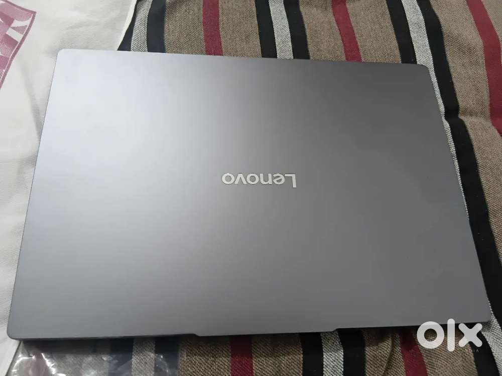 New bought, age = 8 days  ,premium design, long battery life,