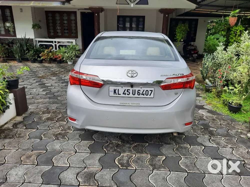 Toyota Corolla 2015 Petrol 141000 Km Driven