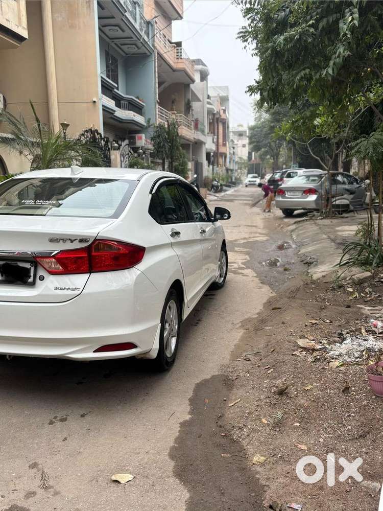 Honda City 2015 Diesel Well Maintained