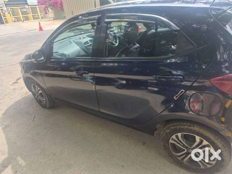 Tata Tiago 1.2 Revotron Xza, 2022, Petrol