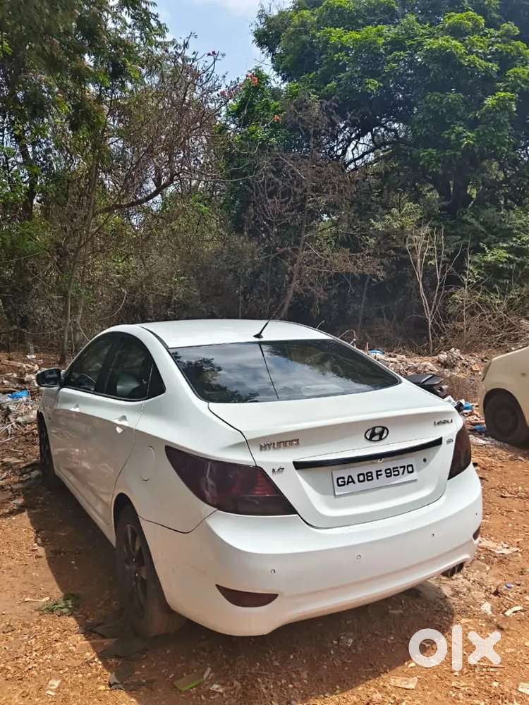 Hyundai Verna 2012 Petrol 93000 Km Driven