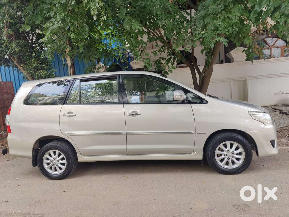 Toyota Innova 2.5 V 7 Str, 2013, Diesel
