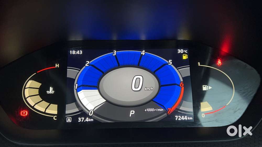 Nissan Magnite 1.0 Xv Premium Turbo Cvt, 2022, Petrol