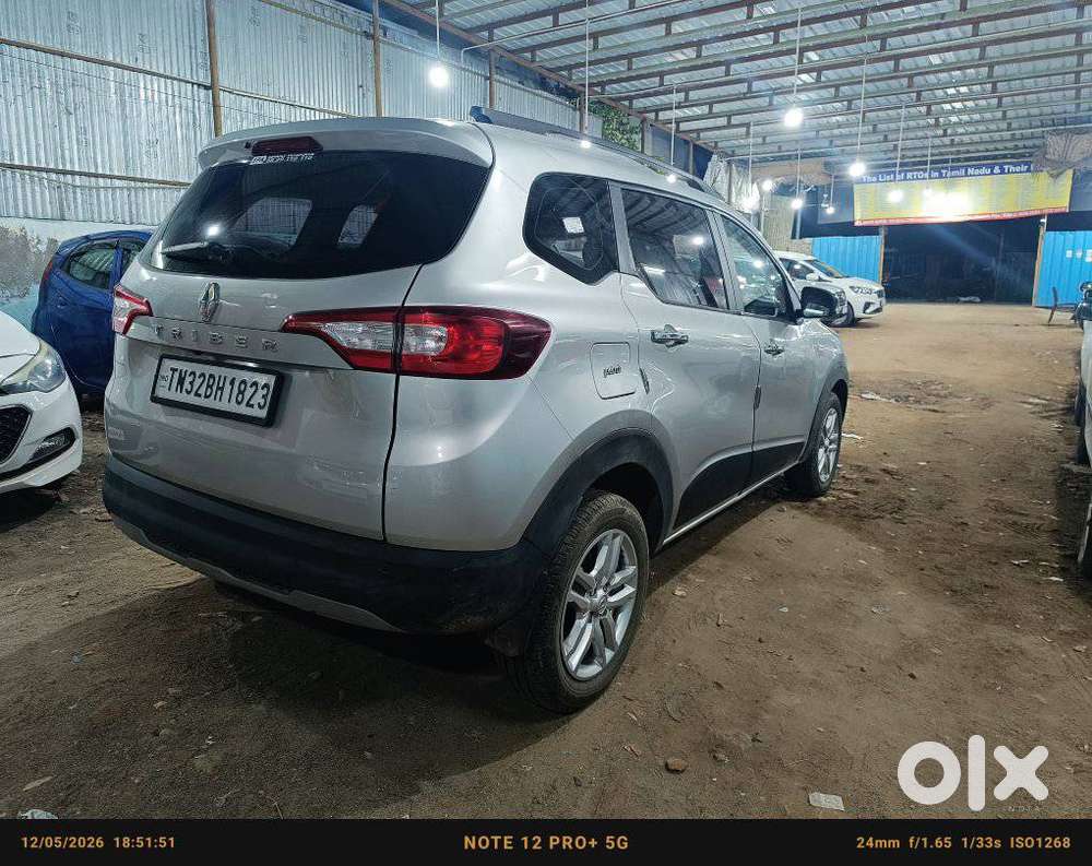 Renault Triber Rxz, 2024, Petrol