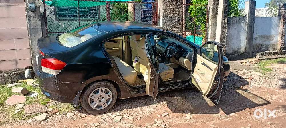 Honda City 2010 Petrol Well Maintained