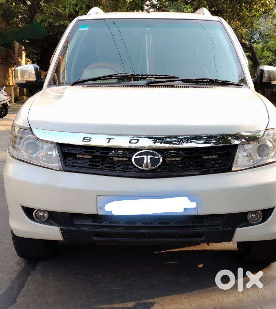 Tata Safari Storme, 2014, Diesel