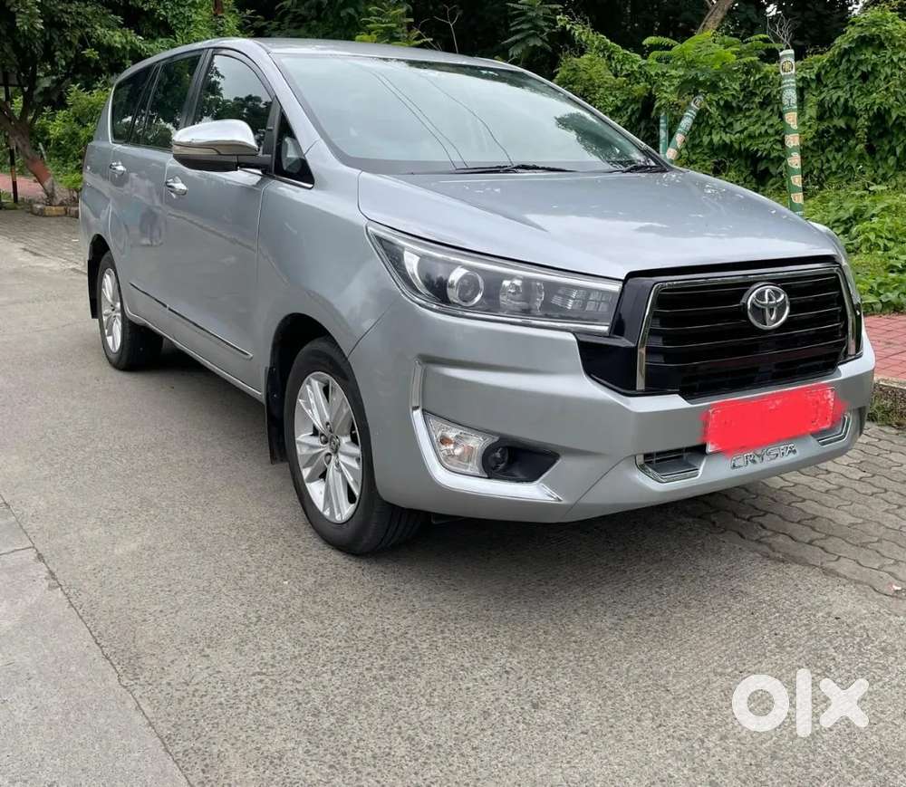 Toyota Innova Crysta 2.8 Zx At 7 Seater, 2016, Diesel