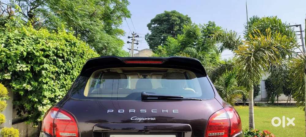 Porsche Cayenne 2014 Diesel 76000 Km Driven