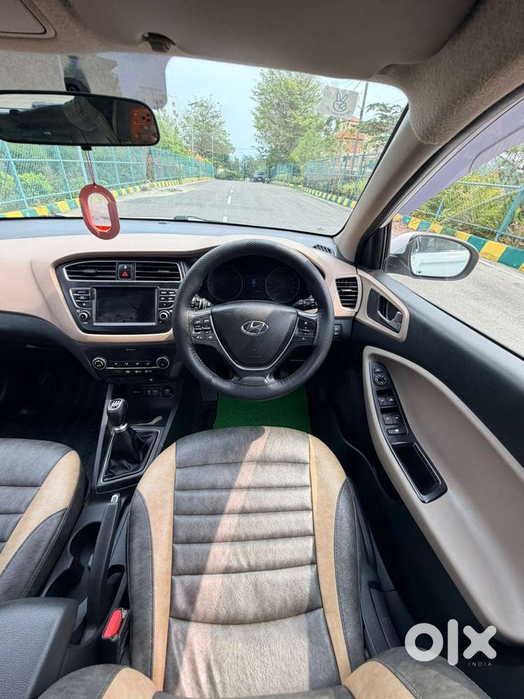 Hyundai I20 Asta (o) 1.2 Mt, 2018, Petrol