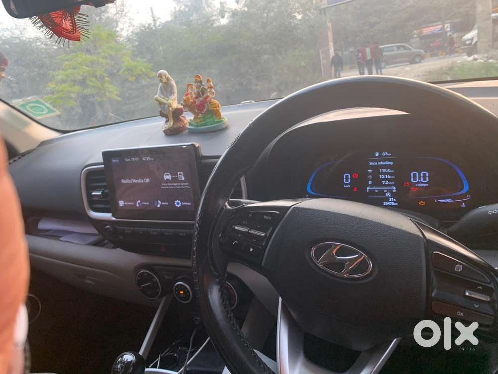 Hyundai Venue Mt 2025