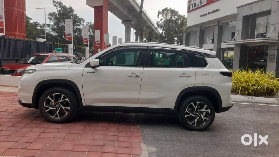Toyota Urban Cruiser Hyryder 1.5 V Hybrid, 2024, Petrol