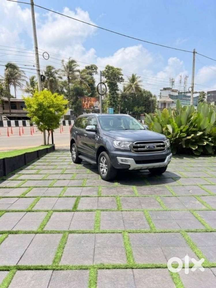 Ford Endeavour 3.2 Titanium 4x4 At, 2016, Diesel