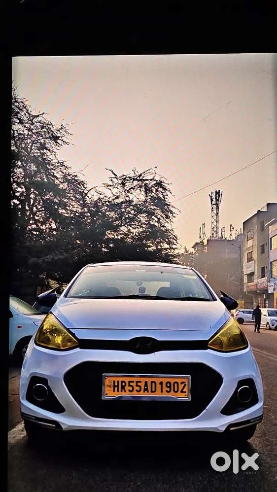 Hyundai Xcent Base 2018