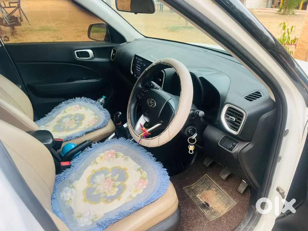 Hyundai Venue 1.2 E 2021 Manual Petrol