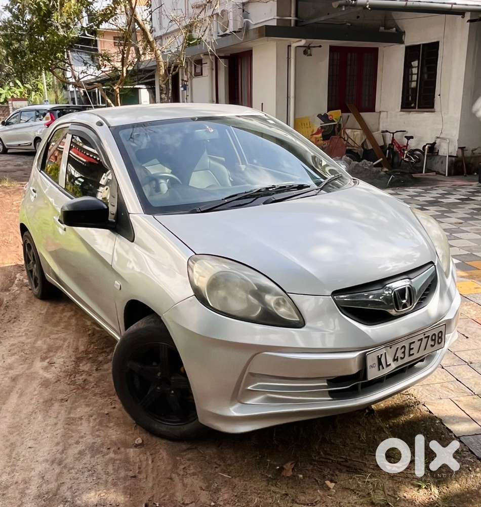 Honda Brio 2013 Low Km Driven