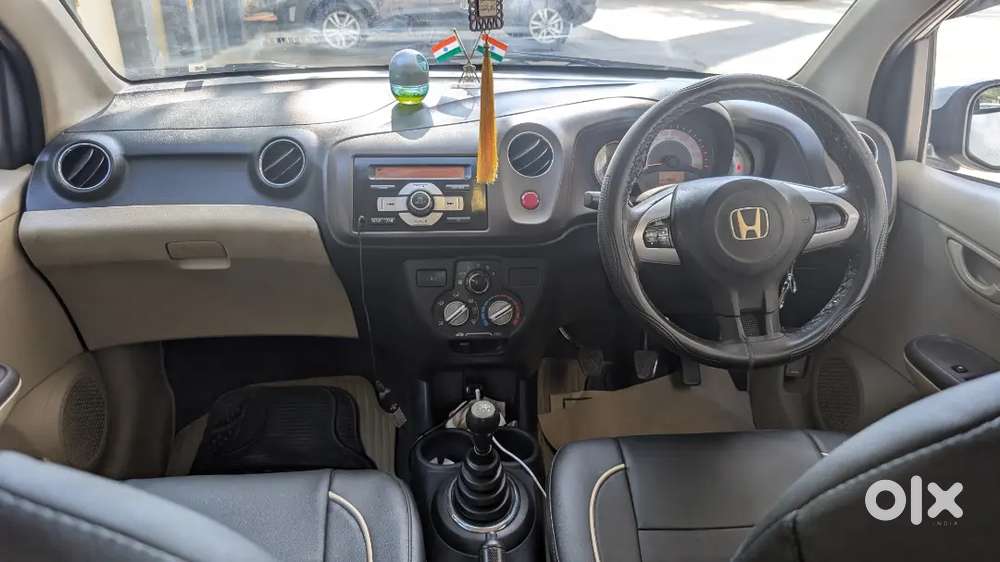 Honda Brio 2012 Petrol Well Maintained