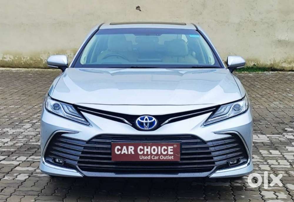 Toyota Camry Hybrid, 2024, Cng & Hybrids