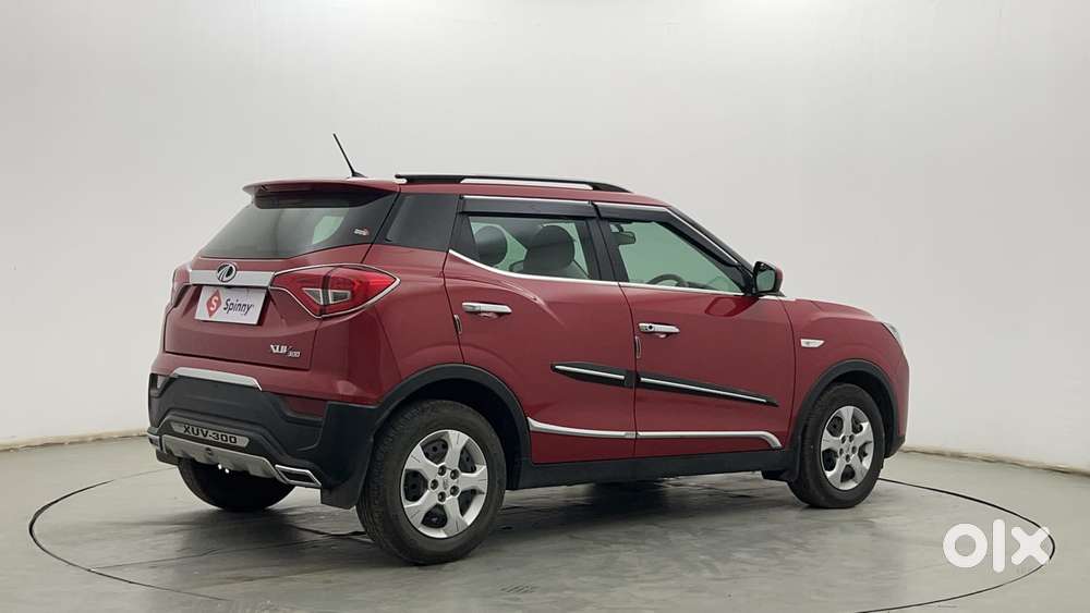 Mahindra Xuv300 W6, 2022, Petrol