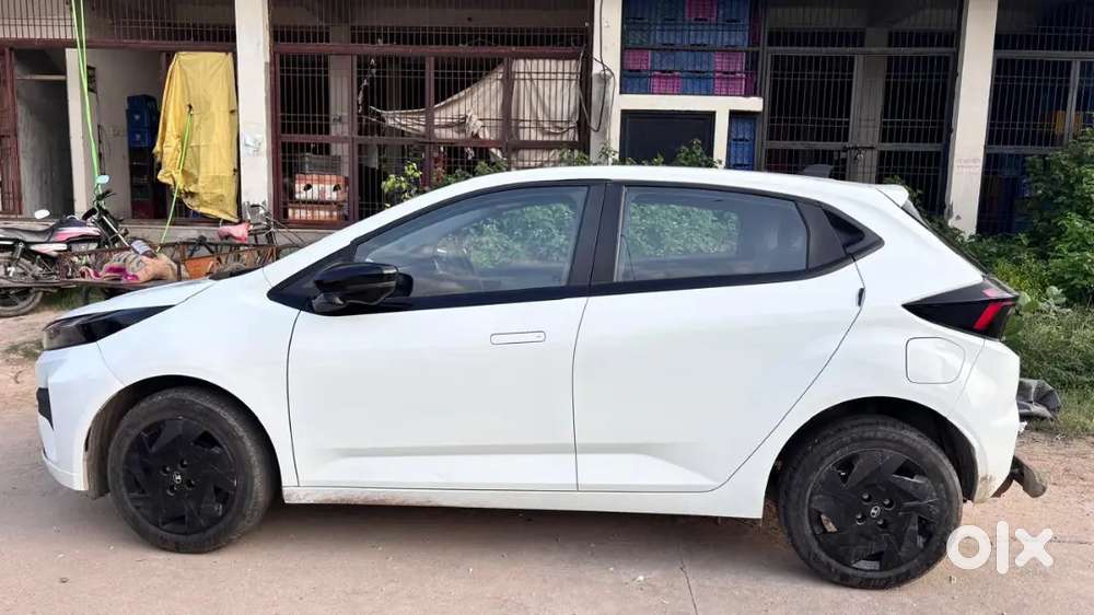 Tata Altroz Creative S 2026 Cng