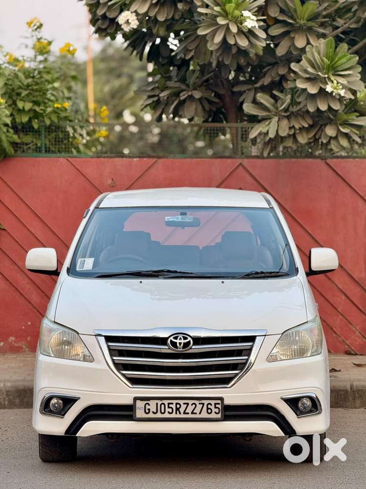 Toyota Innova 2.5 Gx 7 Str Bs-iii, 2016, Diesel