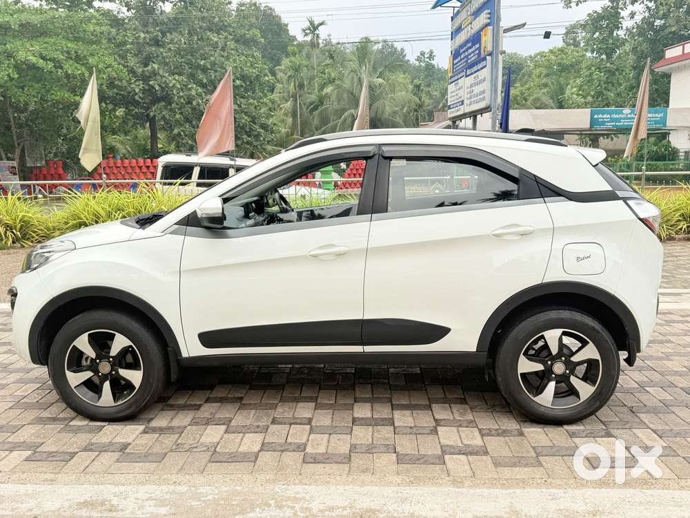 Tata Nexon 1.2 Revotron Xz Plus (s), 2019, Petrol