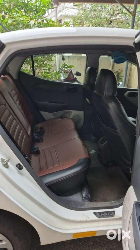 Hyundai Aura Cng