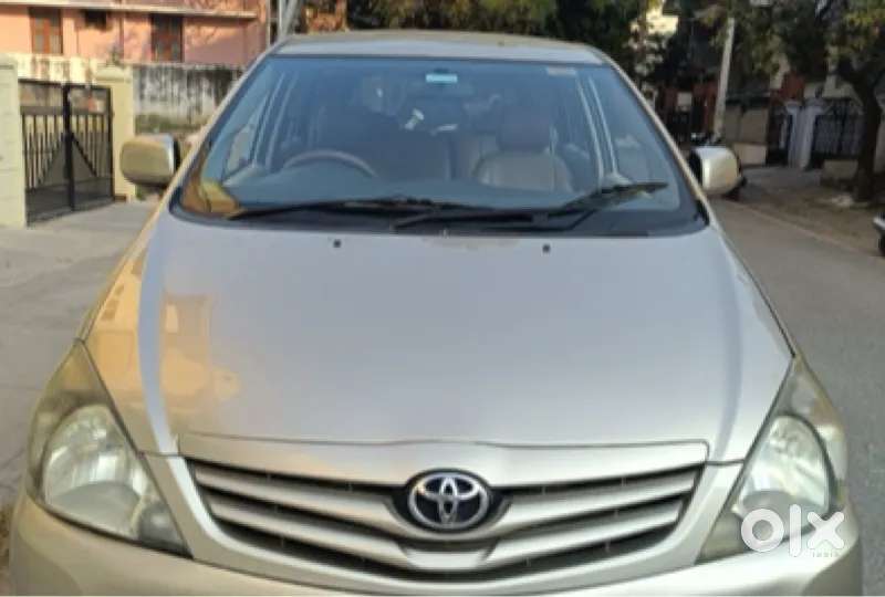 Toyota Innova, 2009, Petrol