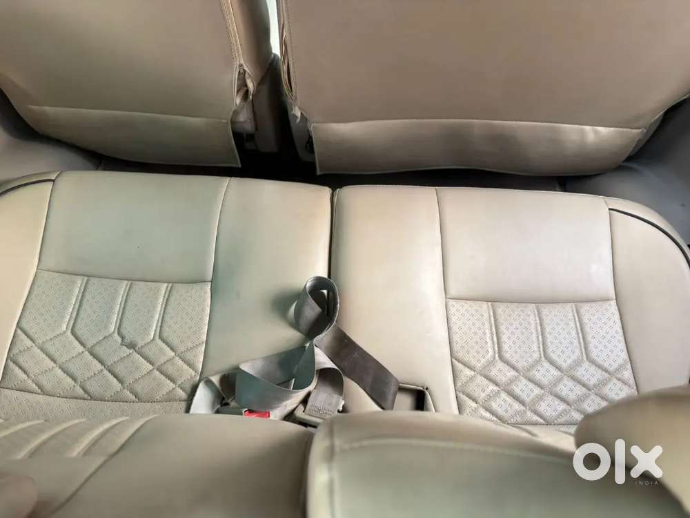 Toyota Innova 2012
