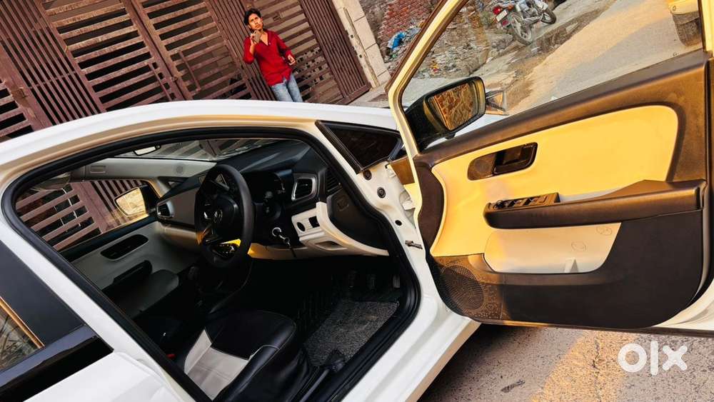 Tata Altroz 2024 Low Km