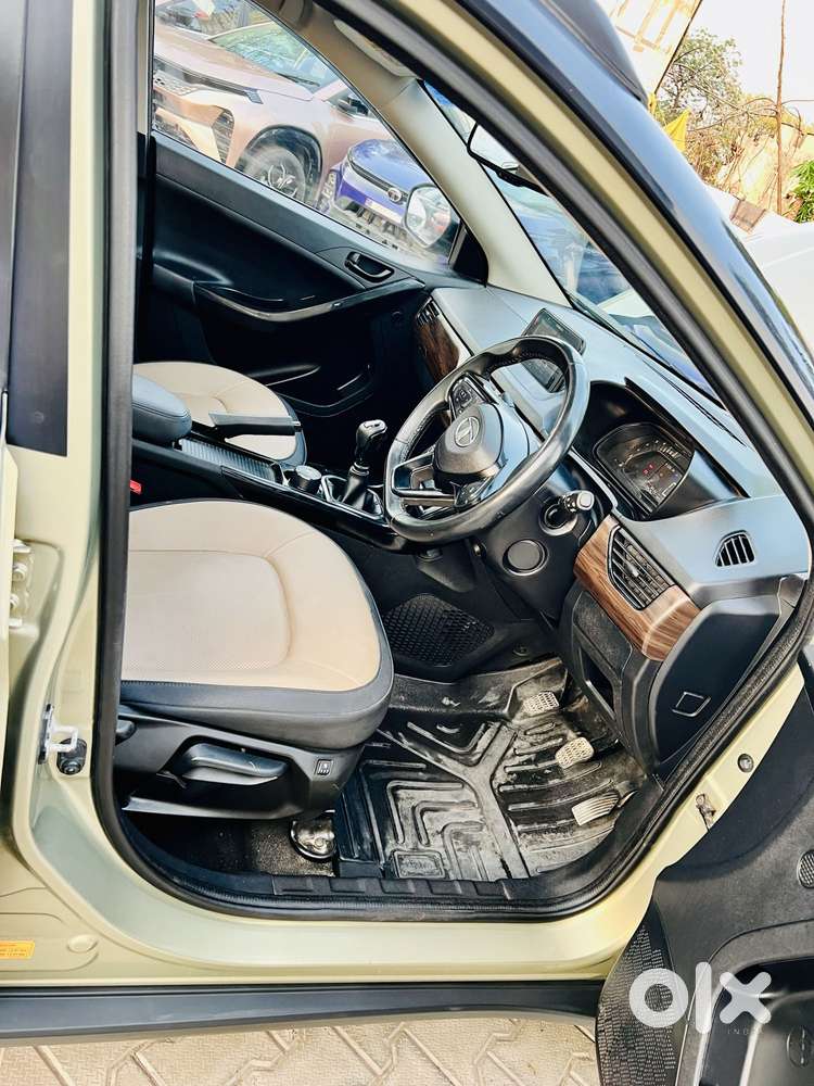 Tata Nexon 1.2 Revotron Xz Plus Kaziranga, 2022, Petrol