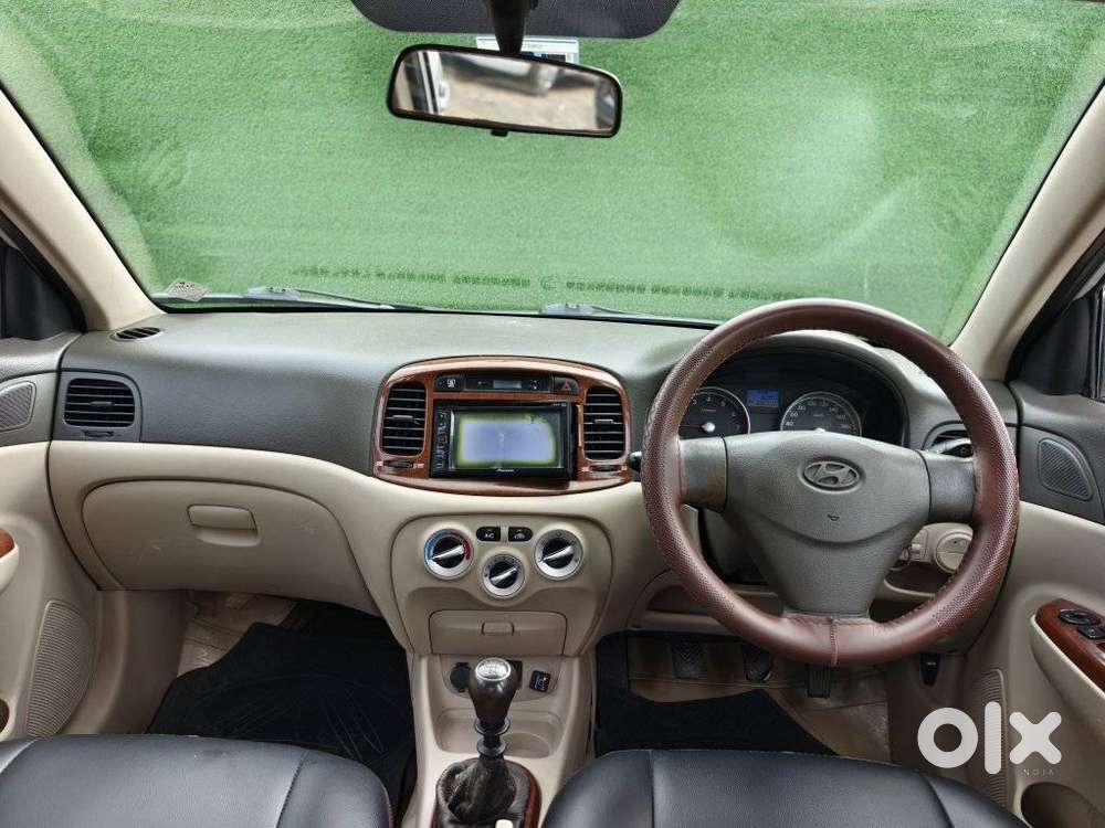 Hyundai Verna, 2010, Petrol