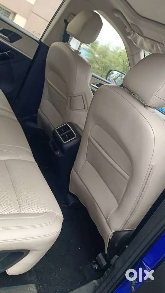 Mahindra Xuv700 Ax7l Automatic Diesel
