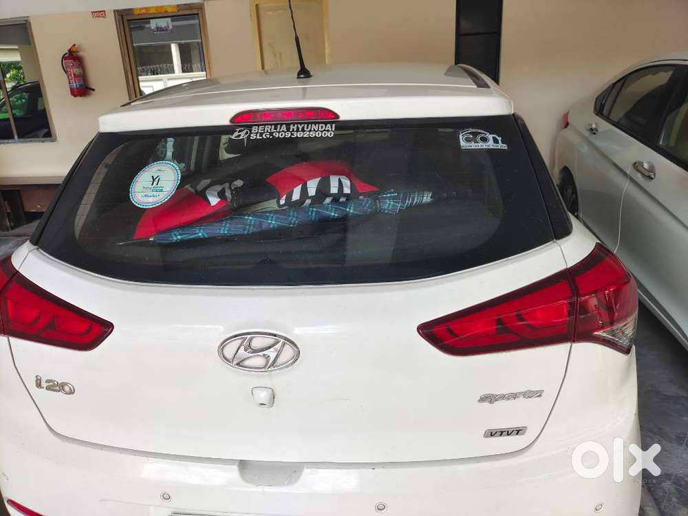 Hyundai I20 Sportz Petrol 2016  1st Owner  64,000 Km  Excellent Con
