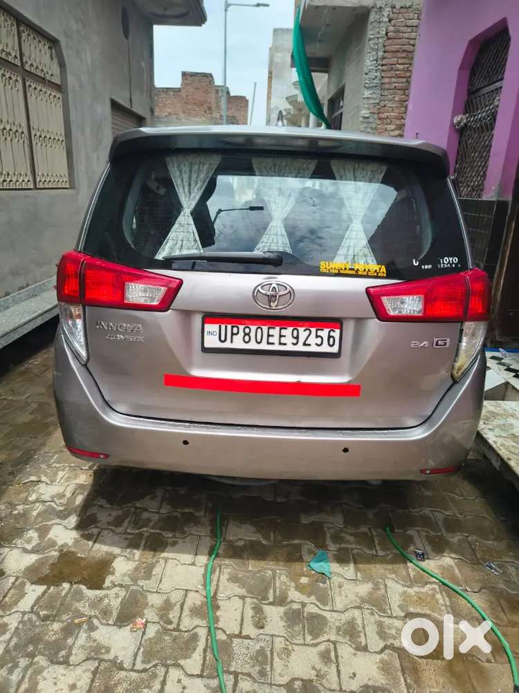 Toyota Innova Crysta 2017 Diesel 100000 Km Driven